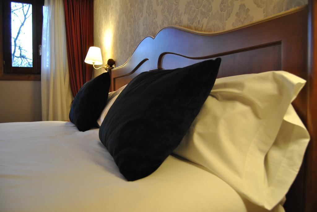 Husa Sant Bernat Montseny Chambre photo