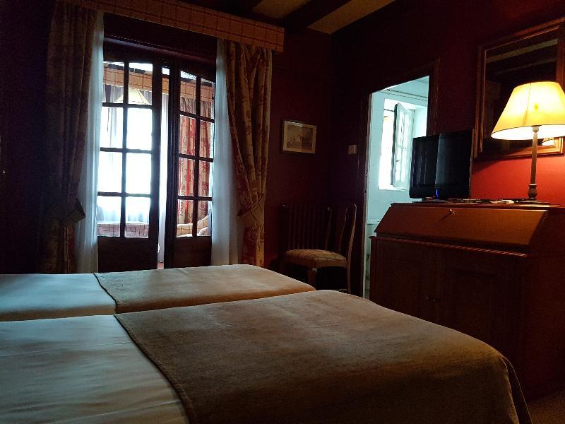 Husa Sant Bernat Montseny Extérieur photo